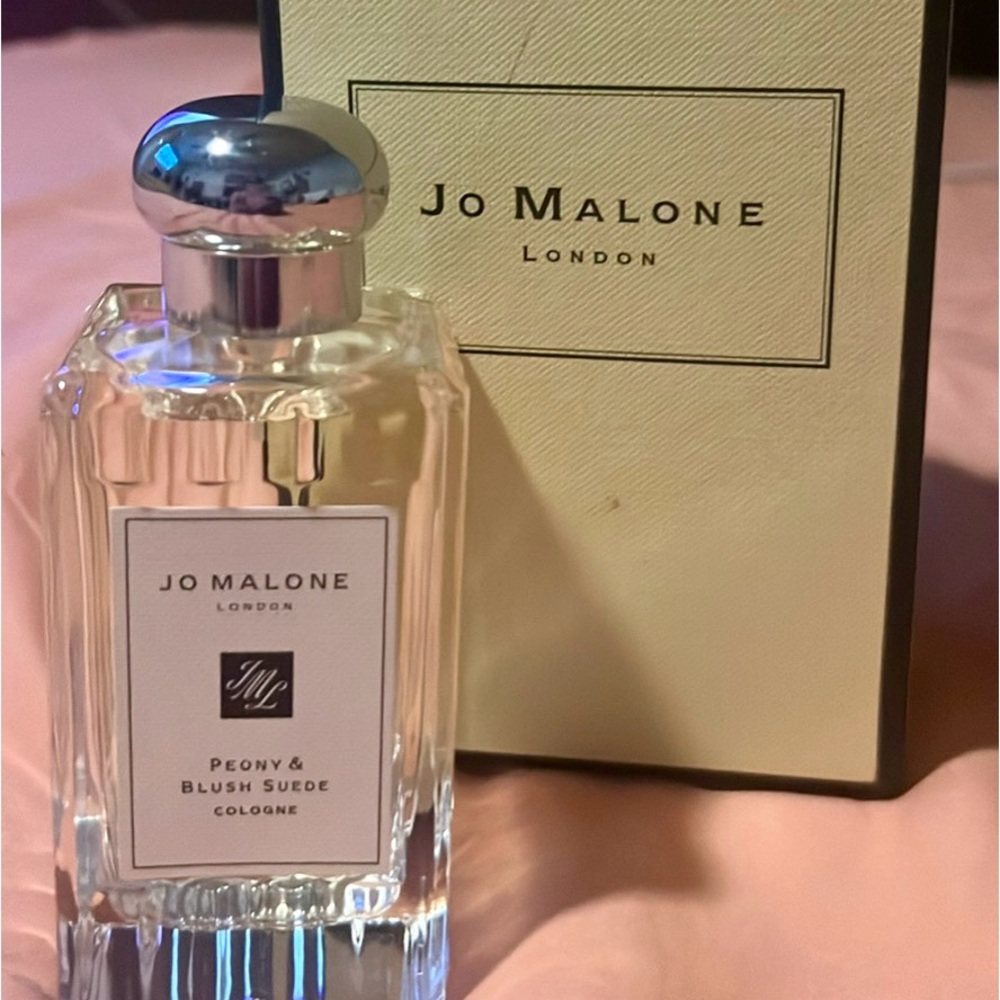Jo Malone. Peony and Blush Suede